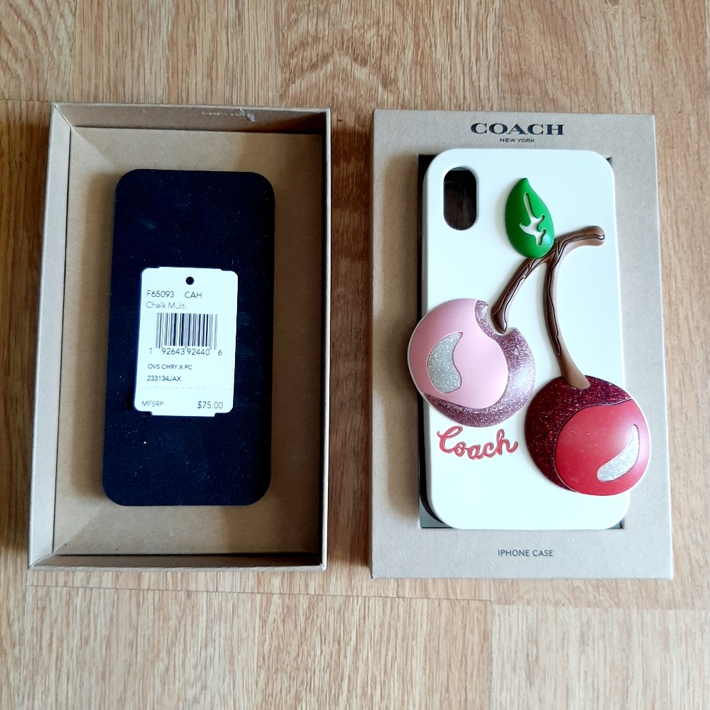 NWT Coach Case X/XS. F65093